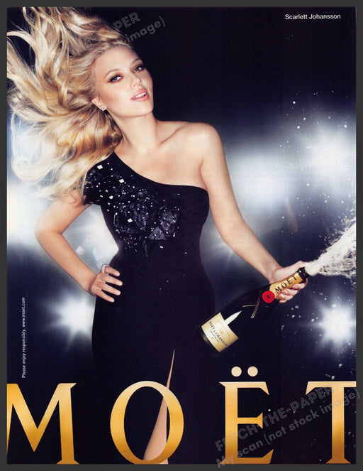 Moet & Chandon Scarlett Johansson 2010s Print Advertisement Ad 2010 Pop Bottle Fetch-the-Paper