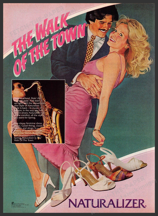 Naturalizer Shoes 1980s Print Advertisement 1982 Legs "The walk of the town" Fetch-the-Paper