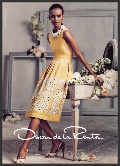 Oscar de La Renta 2000s Print Advertisement Ad 2006 Pale Yellow Dress Legs Model Oscar de la Renta