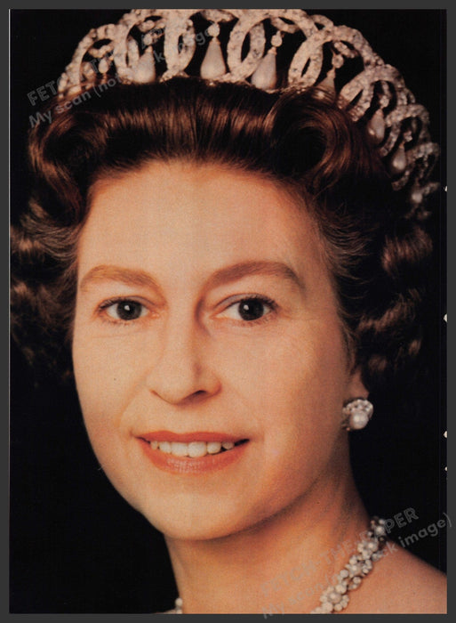Queen Elizabeth II Vintage Magazine Article1970s (30 pages) 1977 Fetch-the-Paper