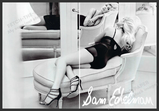 Sam Edelman Kate Upton 2010s Print Advertisement (2 page) 2013 Chaise Lounge Fetch-the-Paper