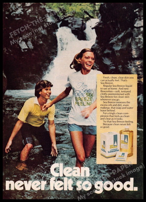 Sea Breeze 1970s Print Advertisement 1977 Young Couple Playing Waterfall Sea Breeze