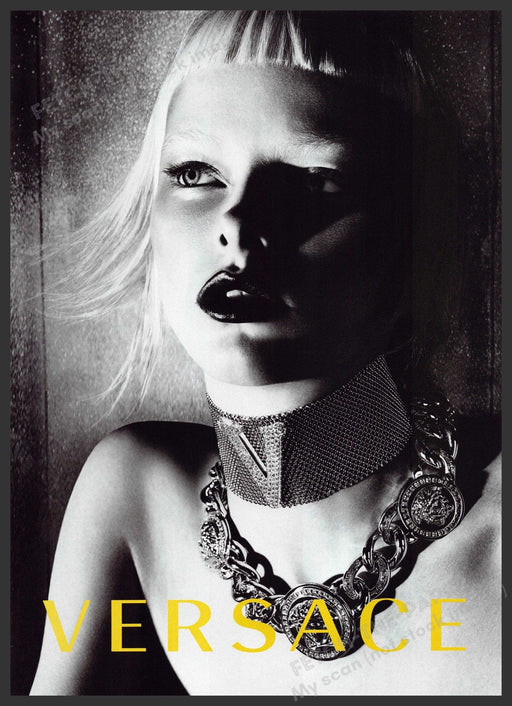 Versace Jewelry 2010s Print Advertisement 2012 Blonde Grayscale Fetch-the-Paper