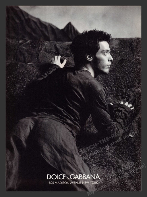 1998 D&G Dolce & Gabbana Male Model Hiding Print Advertisement Ad