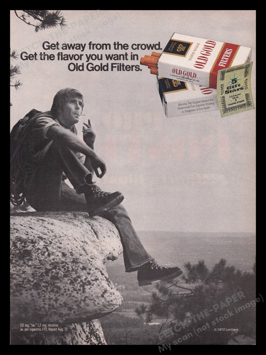 Old Gold Cigarettes 1970s Print Advertisement Ad 1972 Hiker Rock Mountain Top Fetch the Paper!