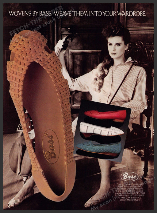 Bass Weave Shoes 1980s Print Advertisement 1985 Girl Legs Musician Fetch-the-Paper