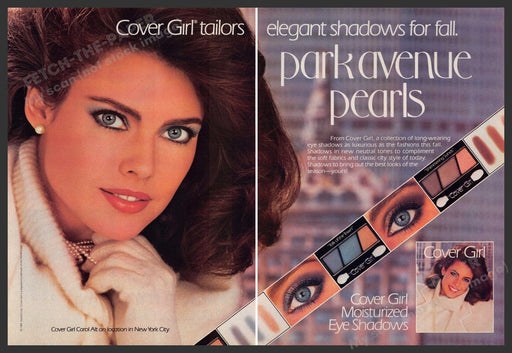Cover Girl Park Ave 1980s Print Advertisement (2pg centerfold) 1984 Carol Alt Fetch-the-Paper
