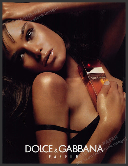 Dolce & Gabbana Parfum 2000s Print Advertisement 2005 Sexy Brunette Fetch-the-Paper