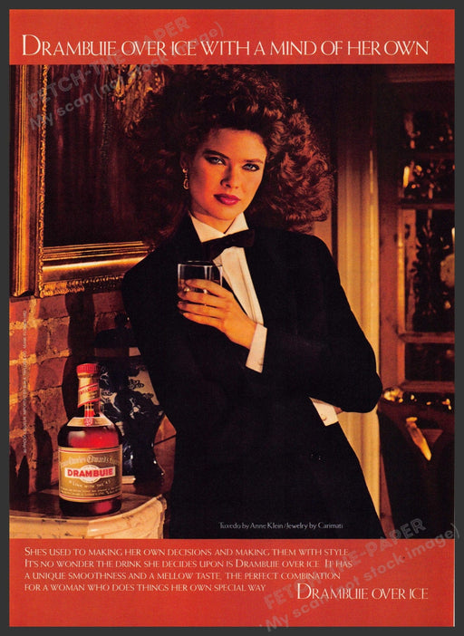 Drambuie 1980s Print Advertisement 1982 "...over ice with a mind of her own" Fetch-the-Paper