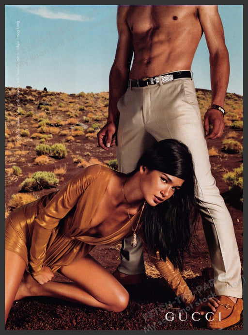 Gucci Clothing 2000s Print Advertisement Ad 2000 Sexy Couple Legs Fetch-the-Paper