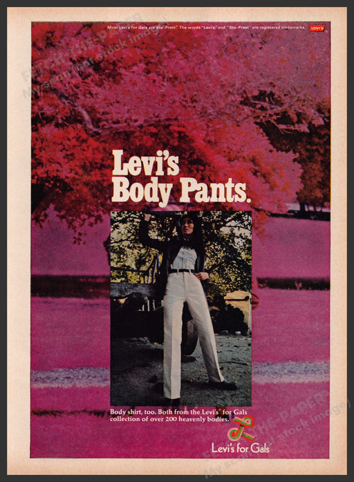 Levi's Body Pants for Gals Clothing 1960s Print Advertisement Ad 1969 Heavenly Fetch the Paper!