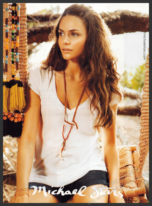 Michael Stars Fashion 2000s Print Advertisement 2007 Sweet Girl Fetch-the-Paper