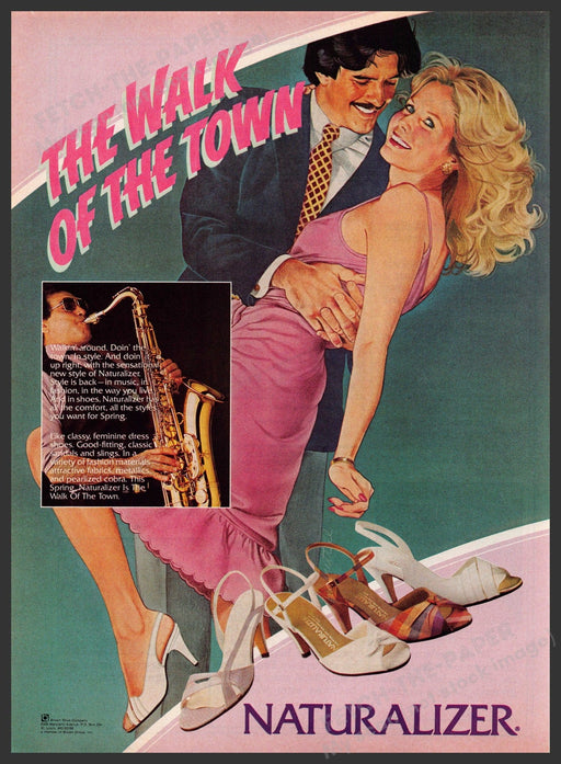 Naturalizer Shoes 1980s Print Advertisement 1982 Legs "The walk of the town" Fetch-the-Paper