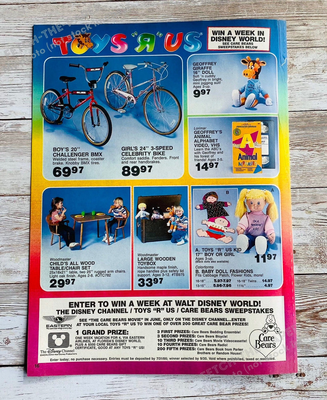 1986 Toys "R" Us Summer Fun Book Toy Catalog / Booklet Magazine Insert