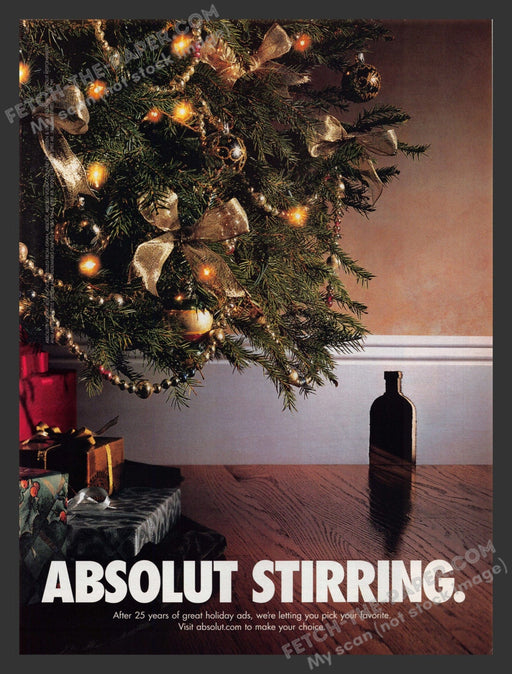 2005 Print Advertisement Absolut Stirring Christmas Mouse Hole Alcohol Ad.