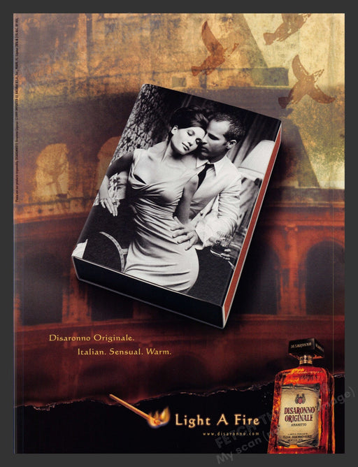 2000 Disaronno Originale Alcohol Italian Sensual Couple Print Advertisement Ad.