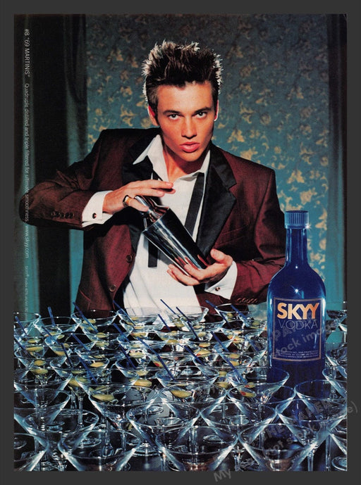 1999 Skyy Vodka "69 Martinis" Bar Tender Print Advertisement Ad