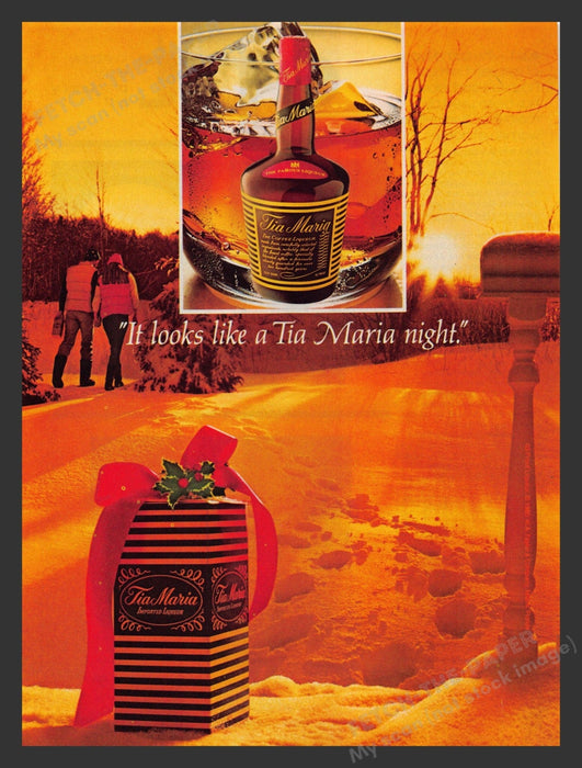 Tia Maria 1980s Print Advertisement 1980 Alcohol Sunset Snowy Couple Fetch the Paper!