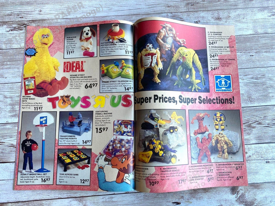 Toys "R" Us "Out of this World" 1980s Catalog Booklet Magazine Insert 1986 Fetch the Paper!